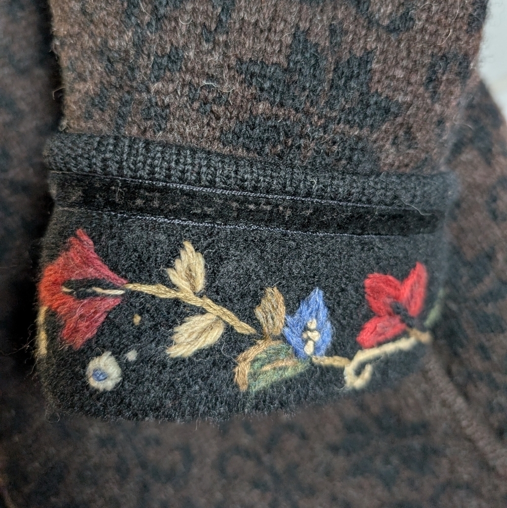 Icelandic Design | Wool Zip Front Lined Cardigan w/ Embroidered Yoke Size XL EUC - Picture 6 of 10